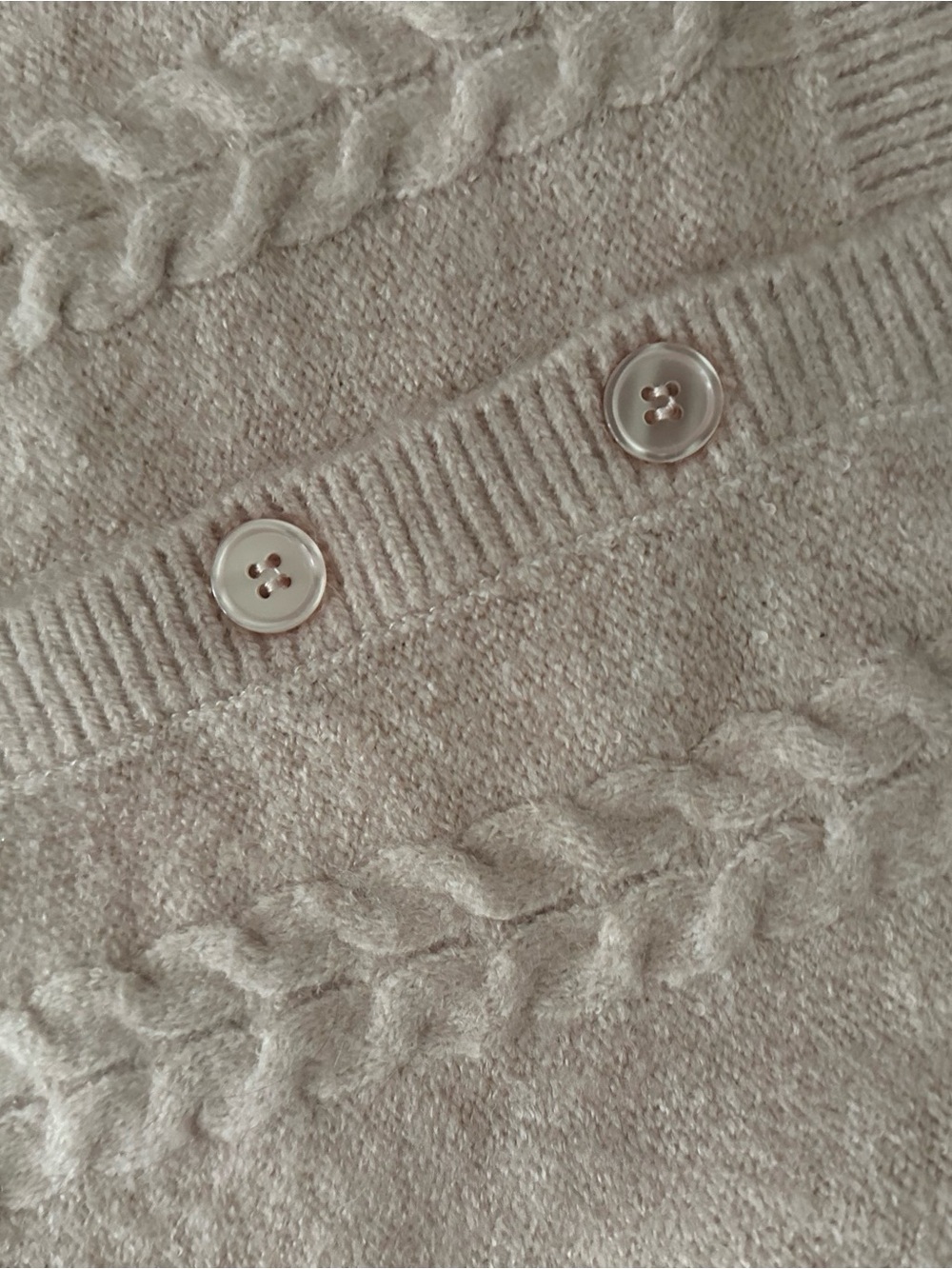 Blush Soft Cable-Knit Button Cardigan M NWT - Picture 2 of 6